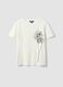 White pure cotton regular fit T-shirt with floral embroidery_4