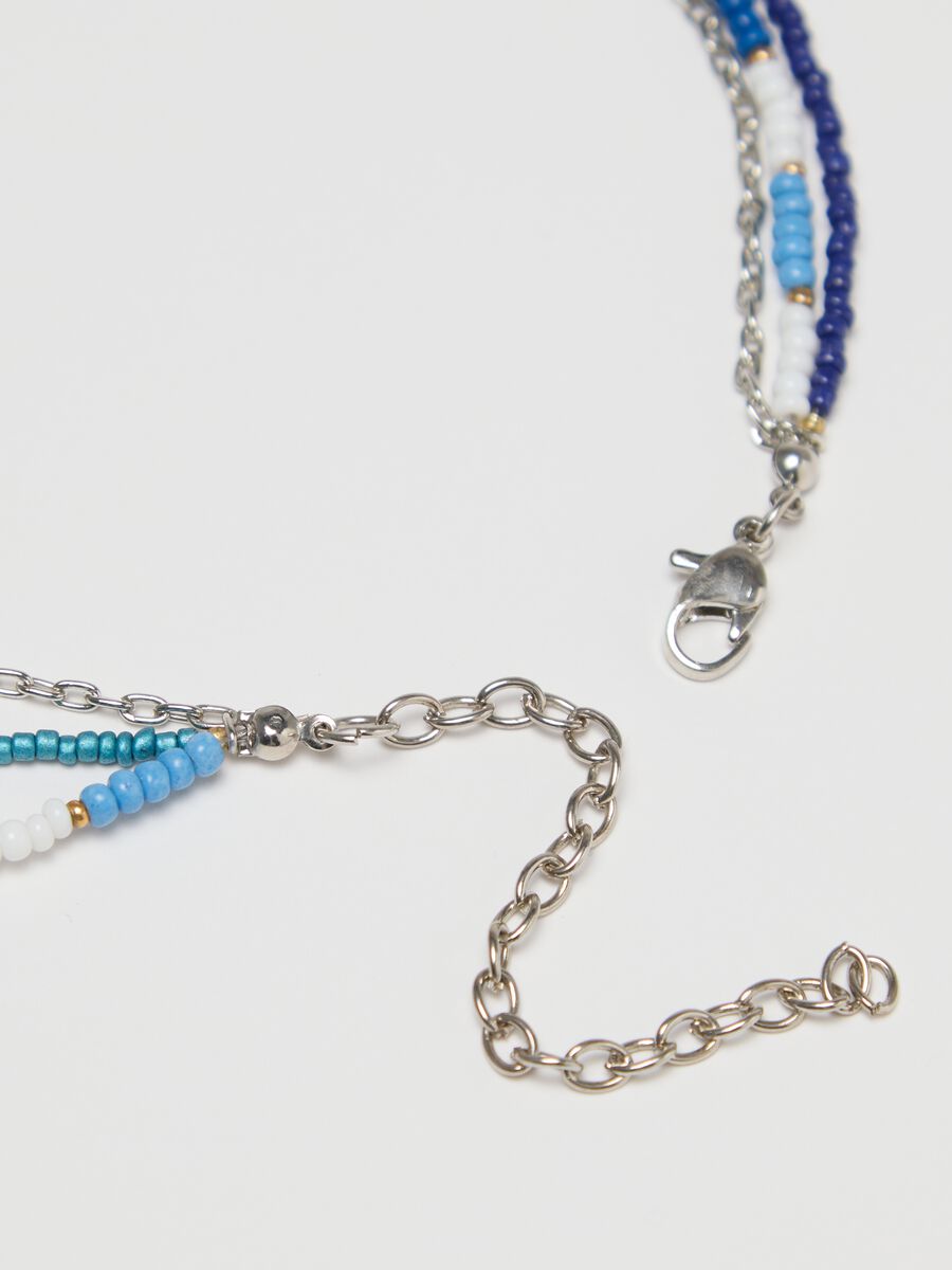 Necklace with beads and shell pendant_3