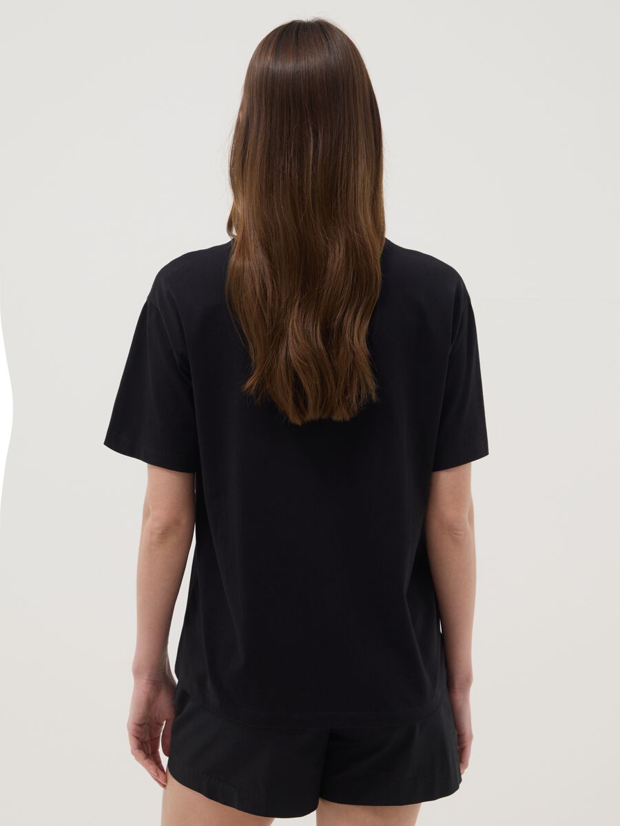 T-shirt nera a maniche corte in puro cotone con stampa grafica regular fit_3