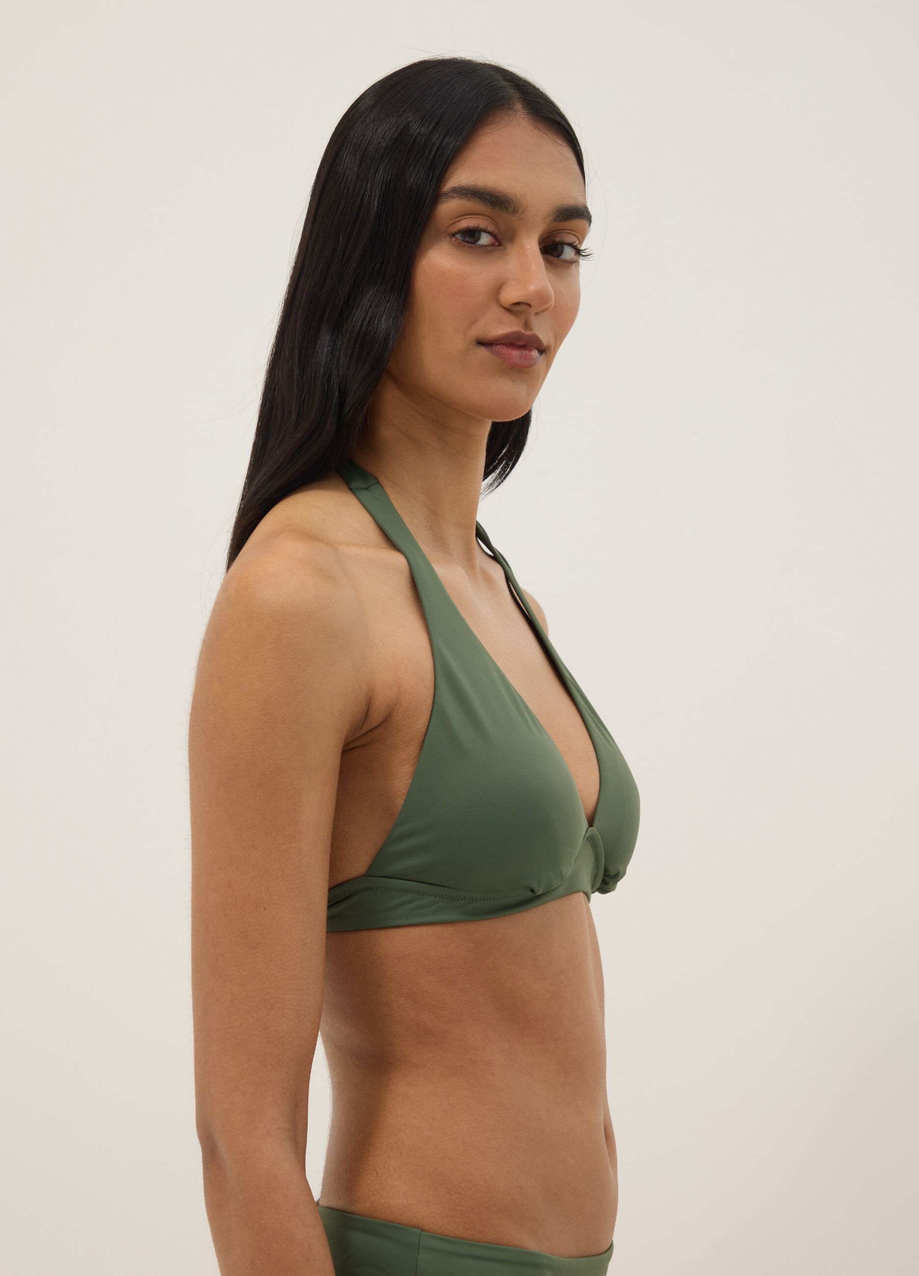 Top bikini elasticizzato verde a triangolo
