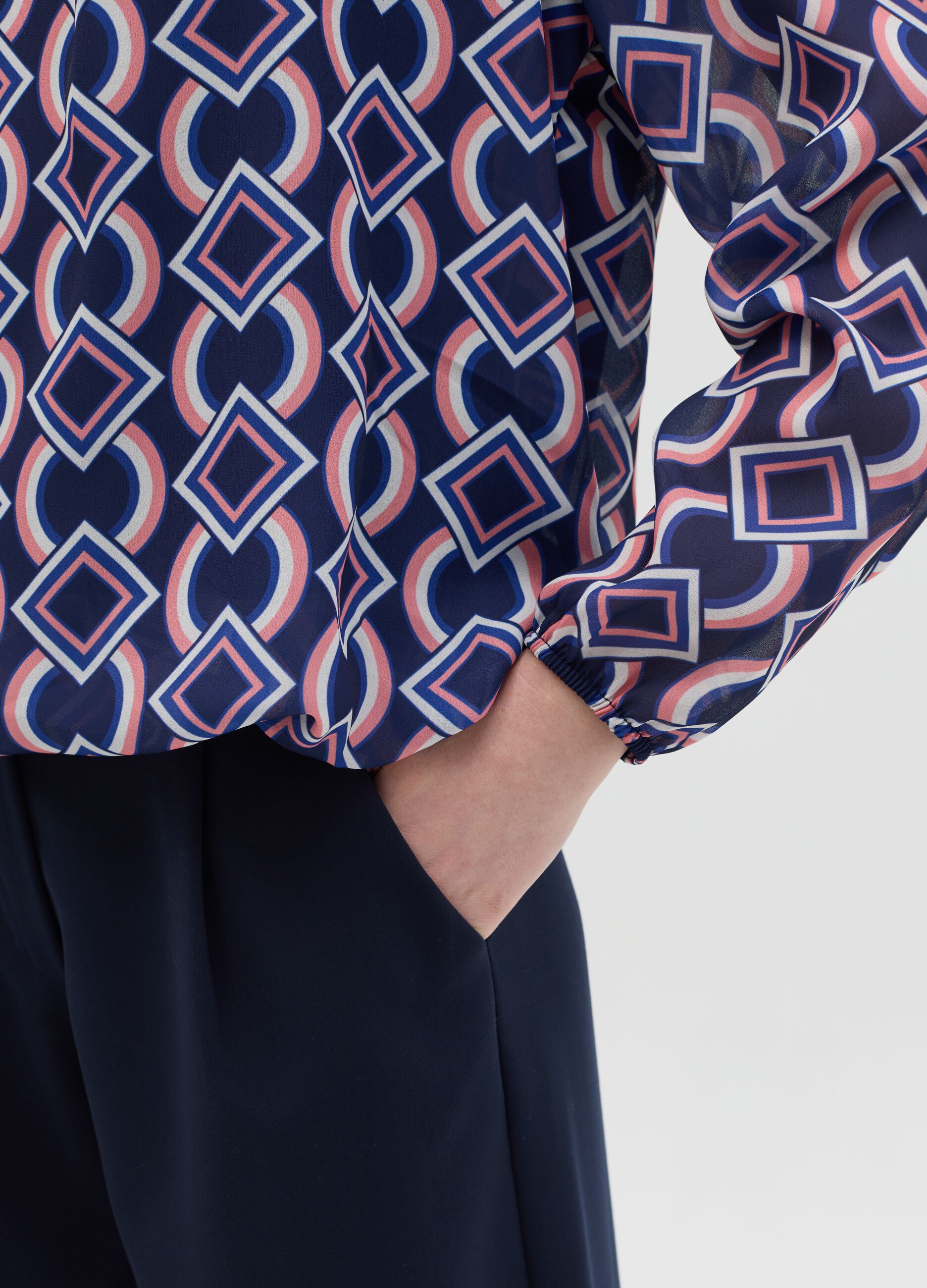 Blouse with geometric print