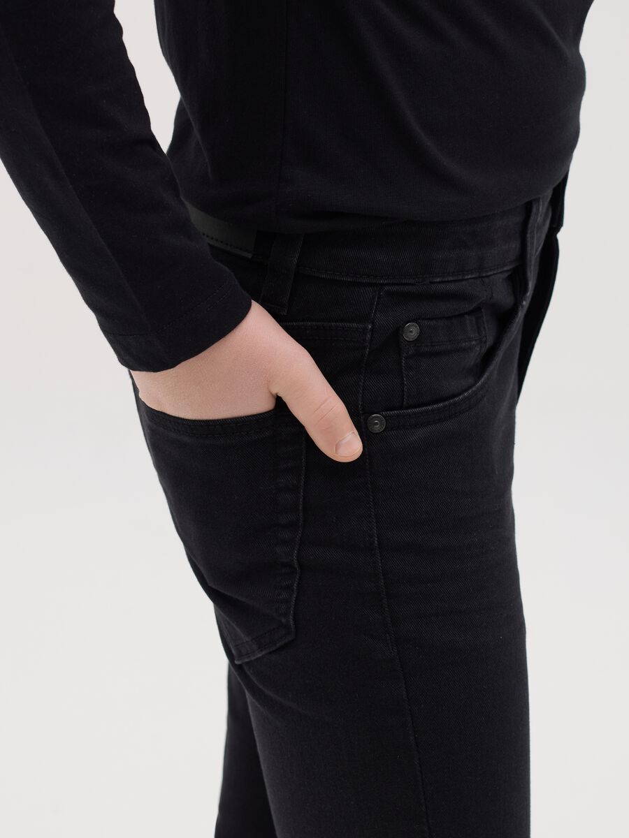 Regular-fit jeans with five pockets_2