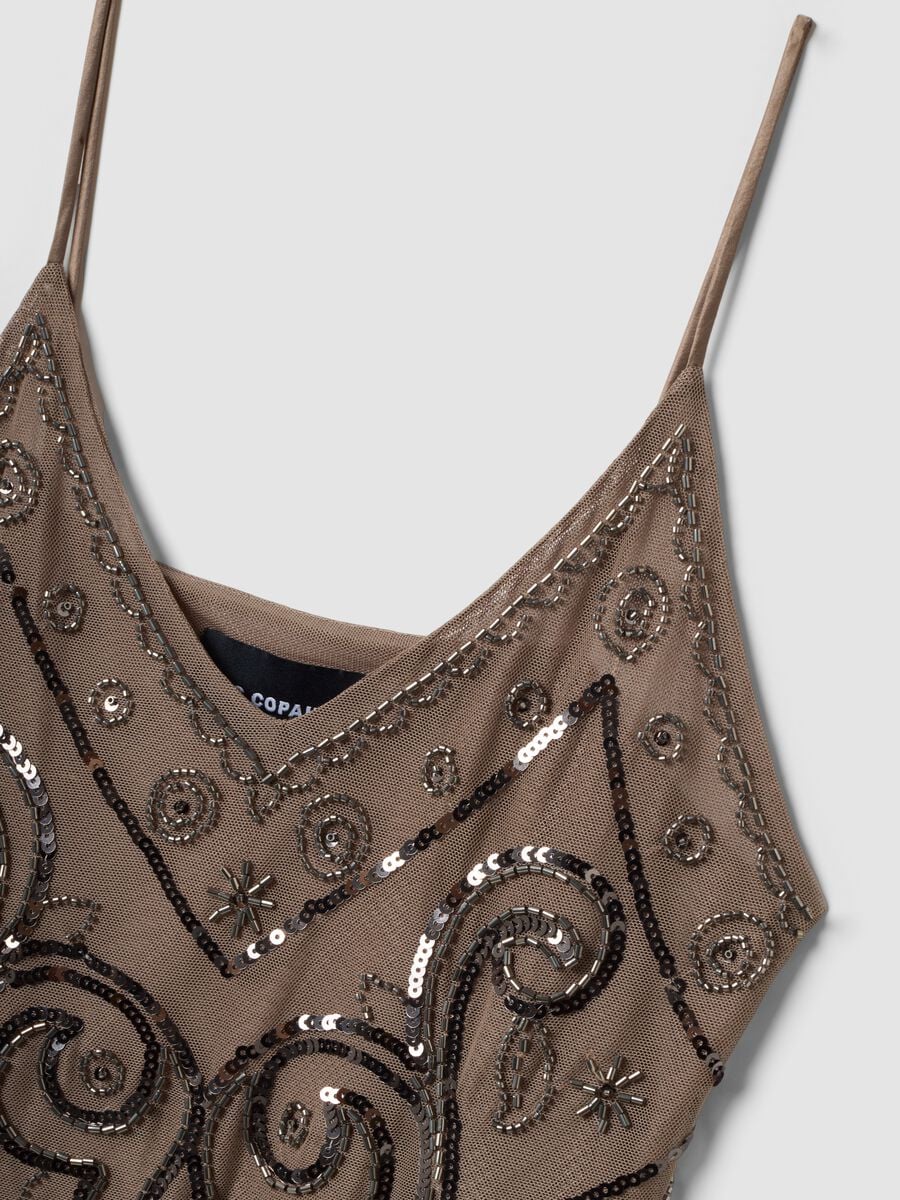 Beige fitted tank top with thin straps in stretch fabric_2