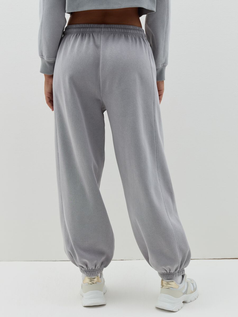 Fleece joggers with drawstring_2