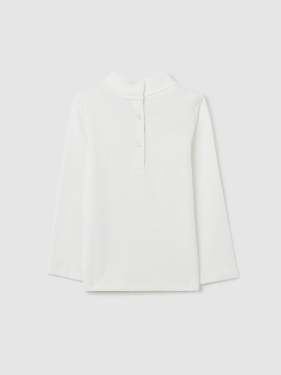 Long-sleeved T-shirt with high neck_1