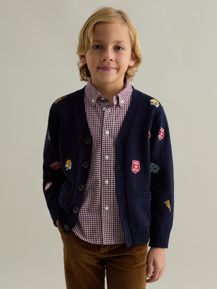 Cotton cardigan with V neck and embroidery_0
