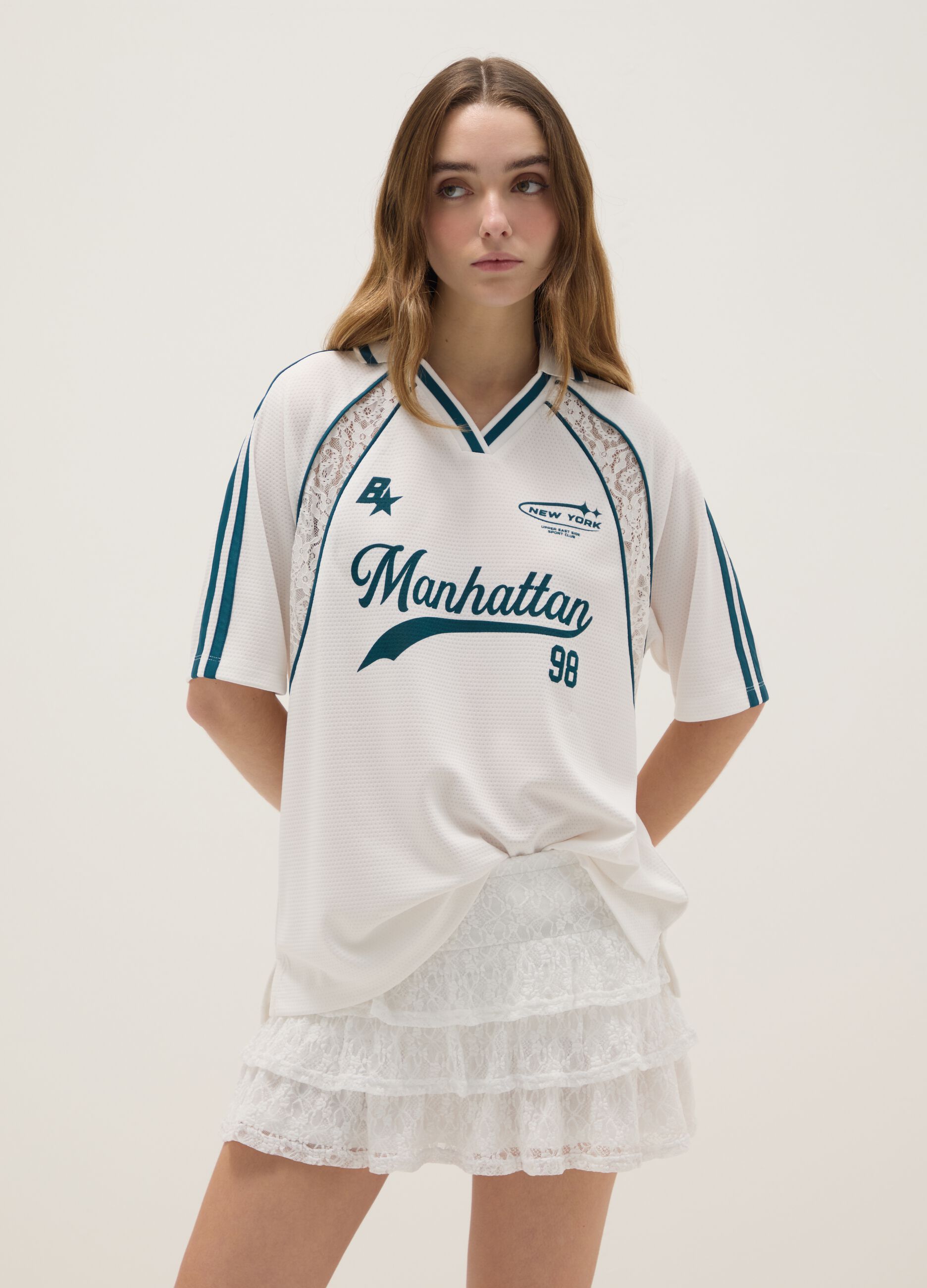 White relaxed fit V-neck t-shirt with sporty details