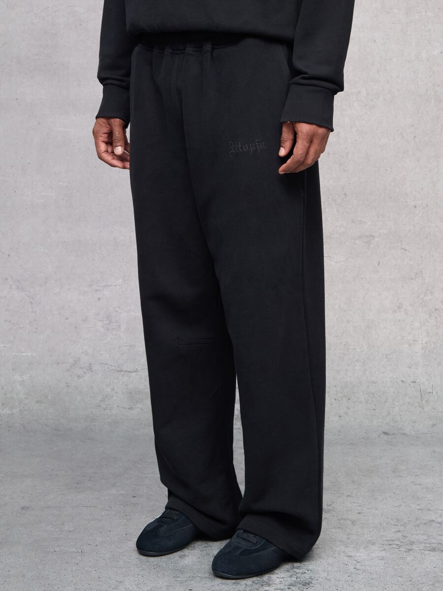 Perfect Black Sweatpants_2