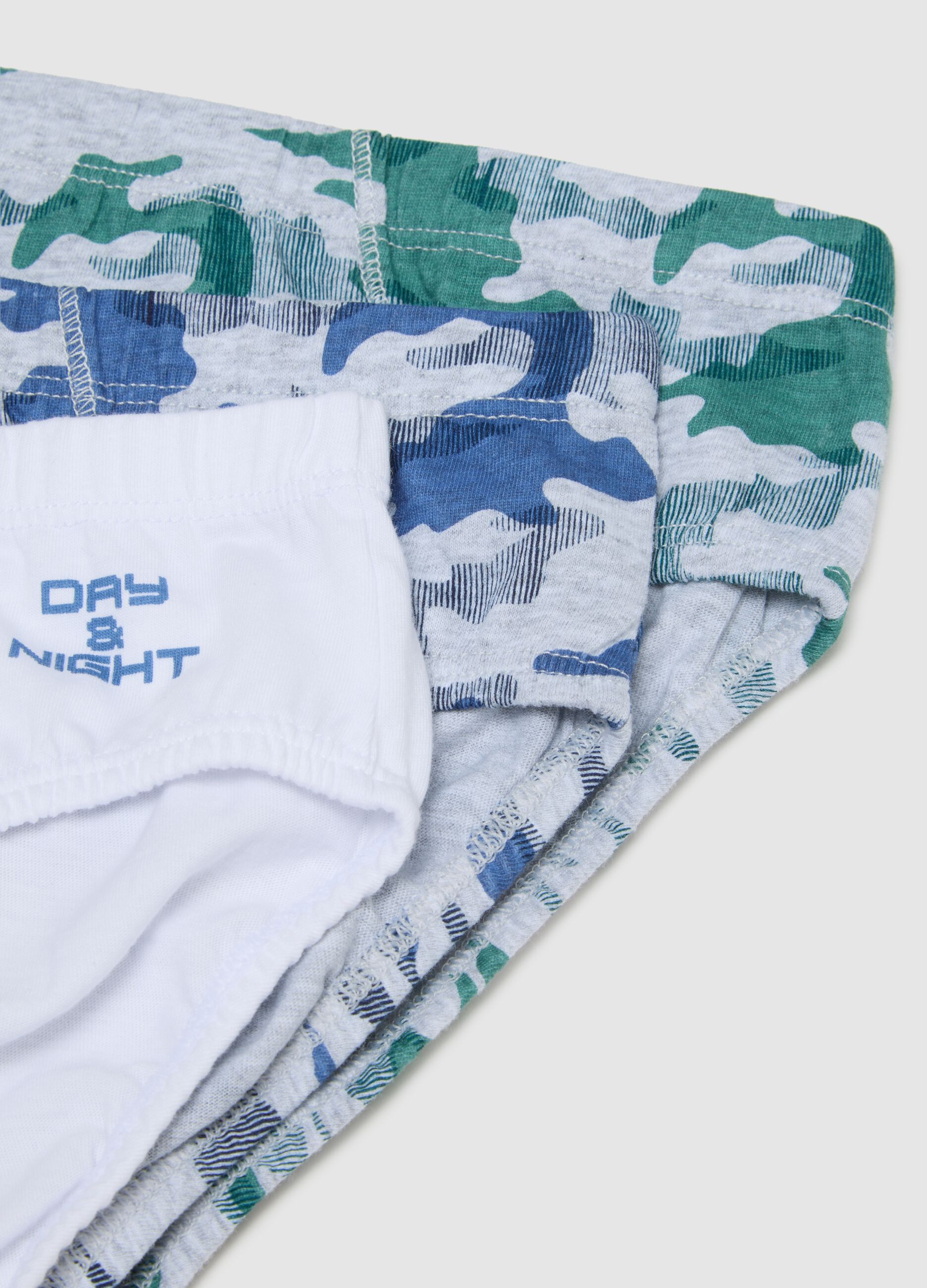 Multipack set of boys' briefs in multicoloured pure cotton regular fit