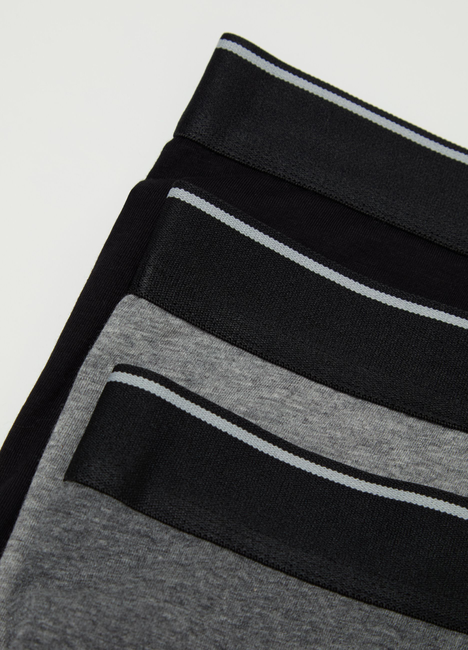 Three-pair pack midi boxer shorts in stretch cotton