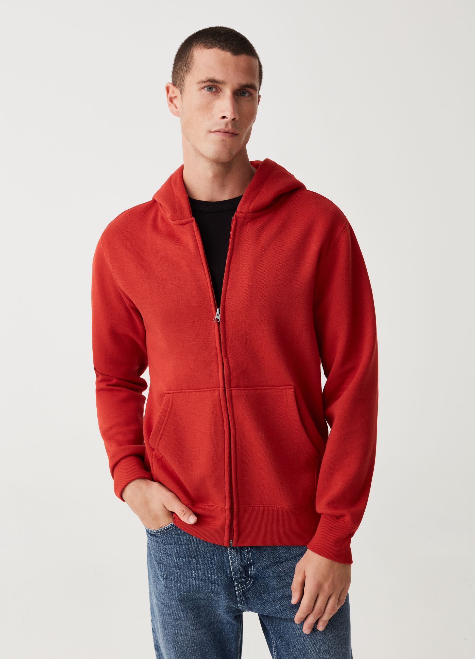 Felpa rossa con cappuccio e zip hot sale