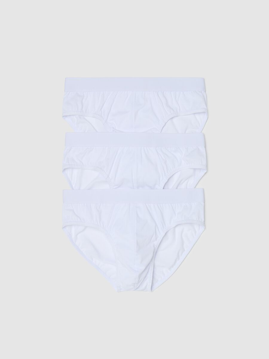 Three-pack briefs in organic cotton_4