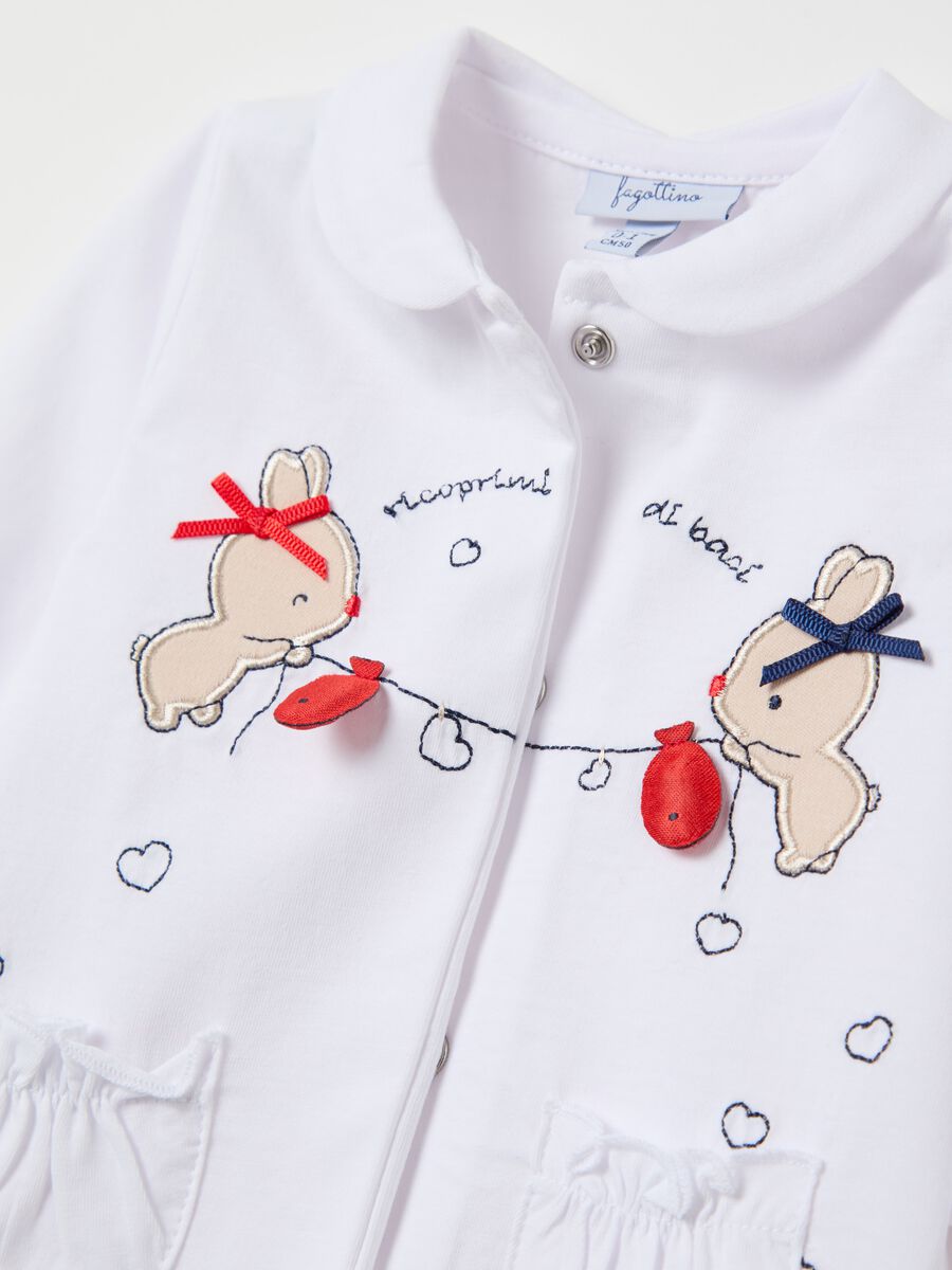 Cotton onesie with feet and rabbits embroidery_3