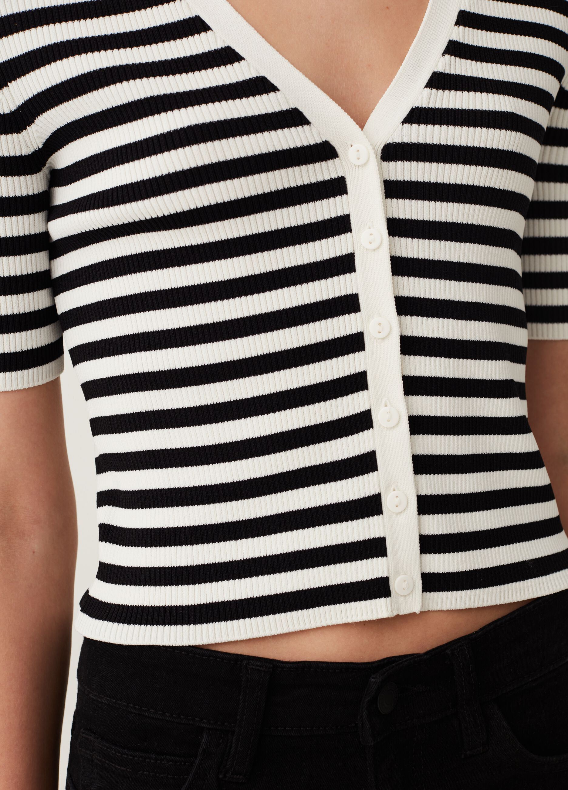 Cardigan con maniche corte fantasia a righe_3