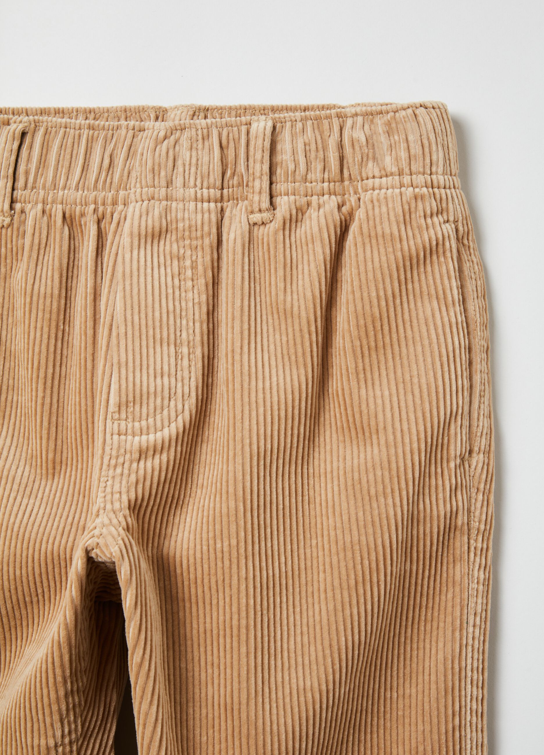 Joggers in corduroy_0