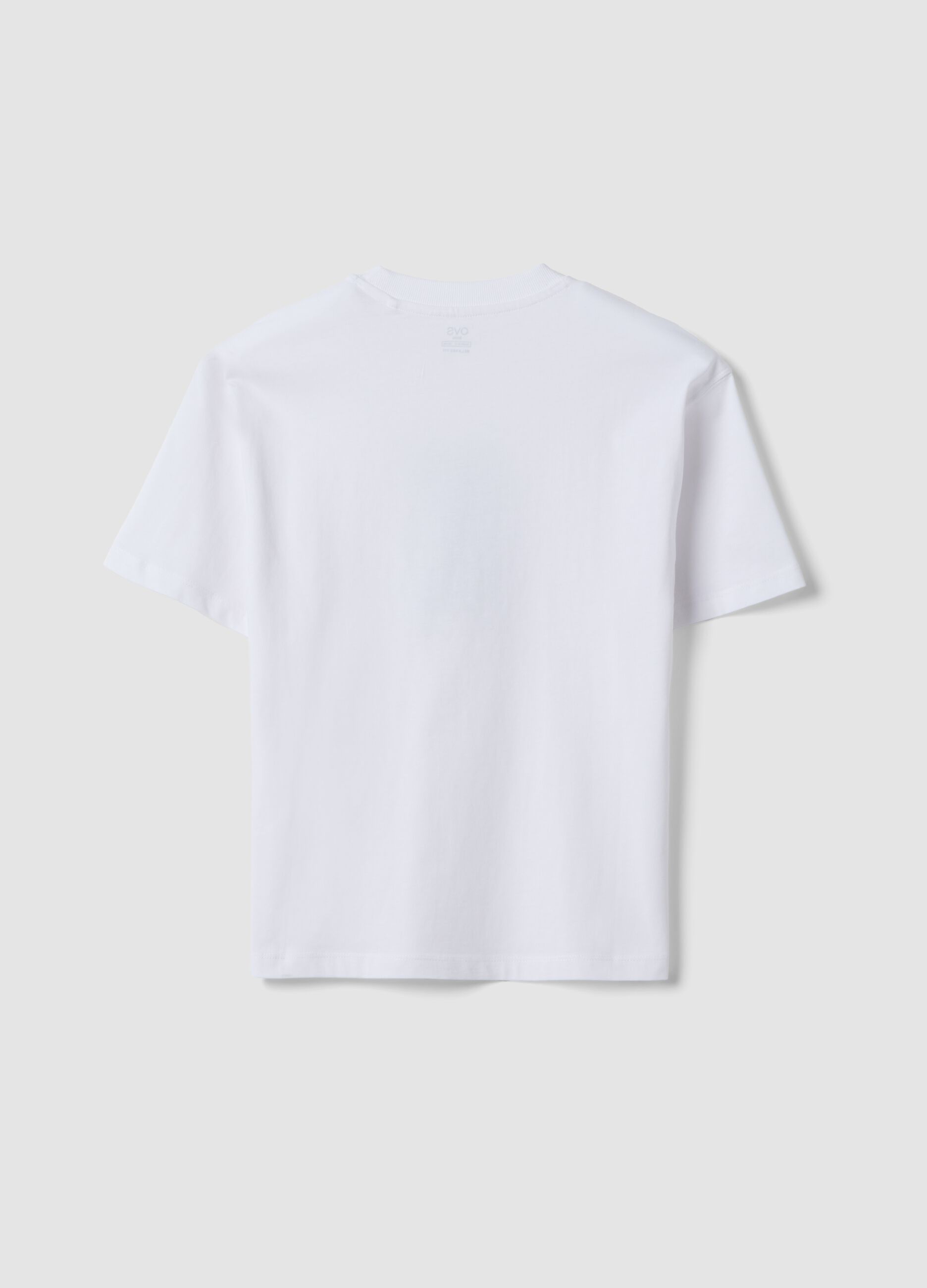 White pure cotton boys&rsquo; T-shirt with oversized fit and print