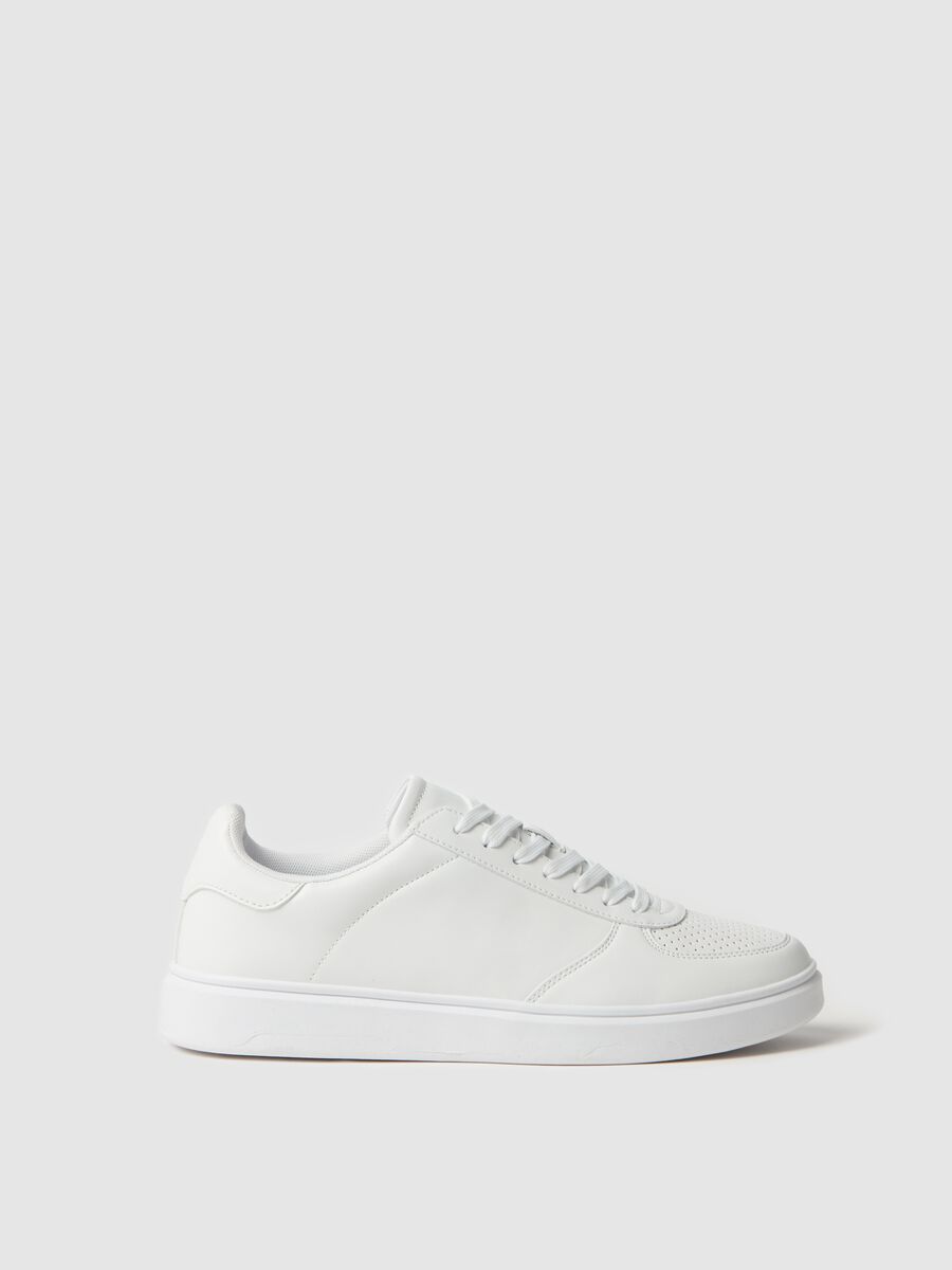 Solid colour lace-up sneakers_0