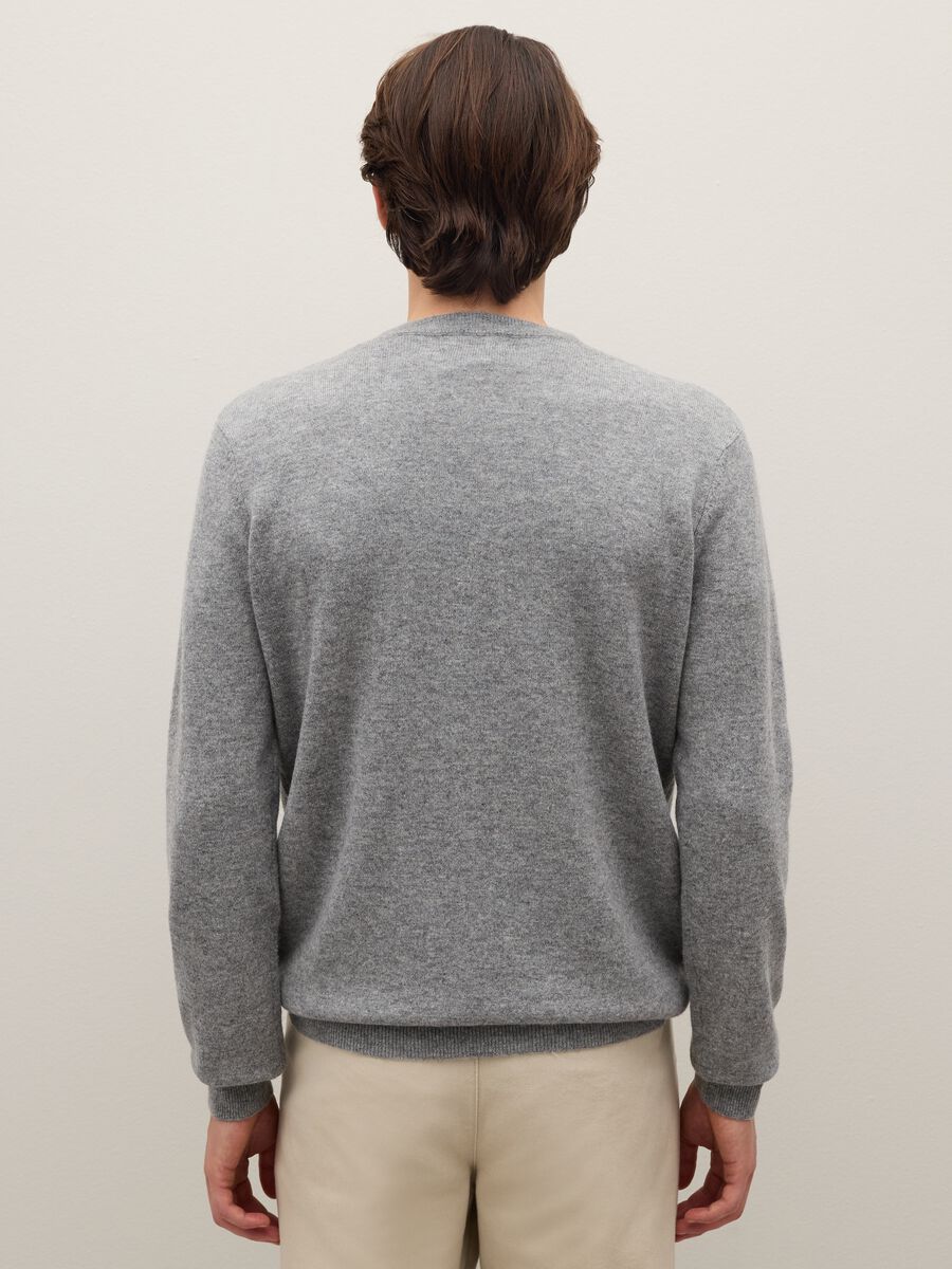 Grey crew neck pullover in pure cashmere, regular fit_3