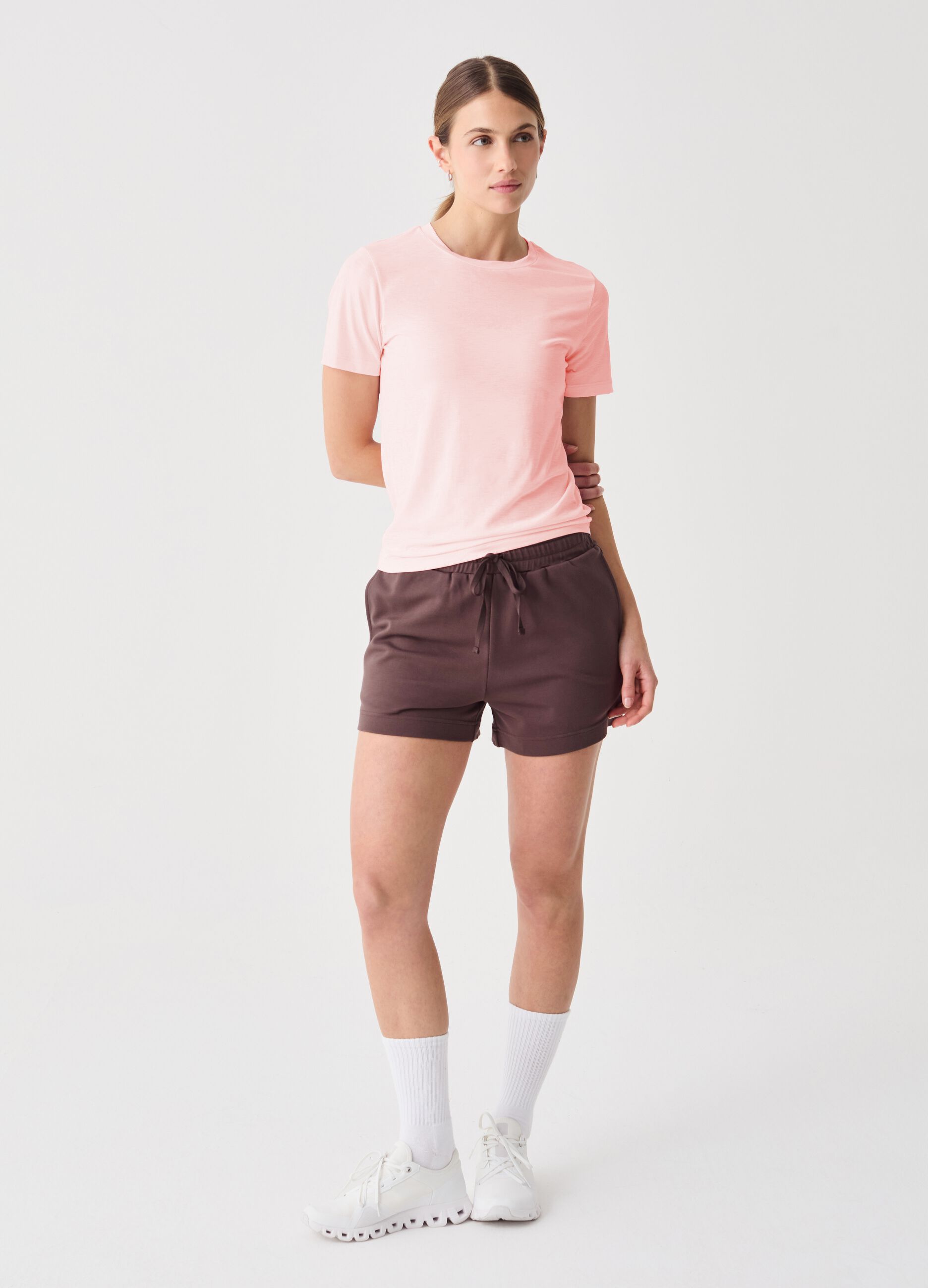 ALTAVIA STUDIO T-shirt in technical fabric