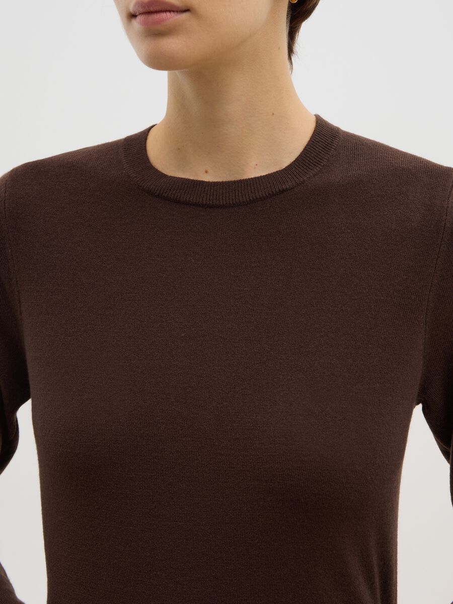 Brown Jersey Knit Sweater_3