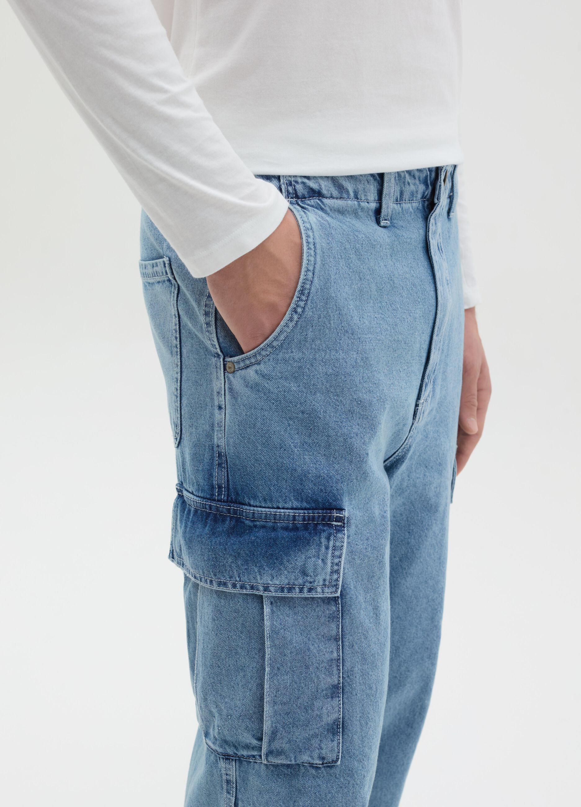 Acid wash cargo jeans