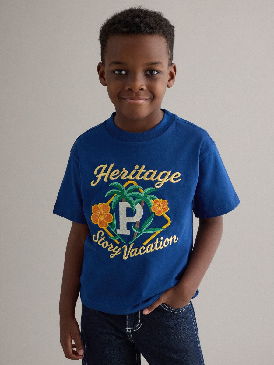 T-shirt in puro cotone blu da bambino regular fit con ricamo_0