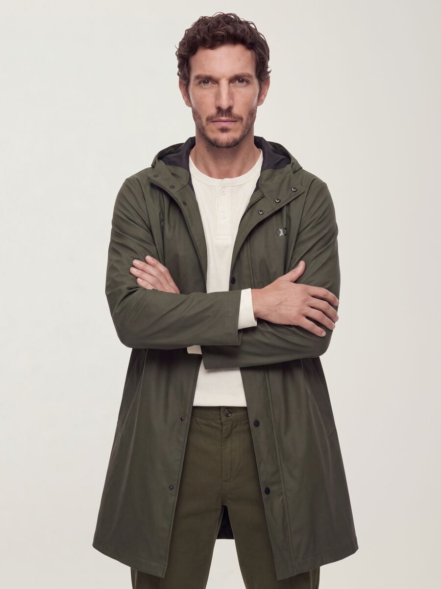 Green regular-fit raincoat with zip_0