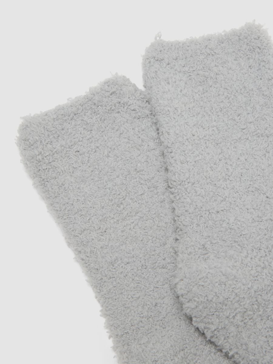 2-pack of light grey and off-white stretch-fabric socks_1