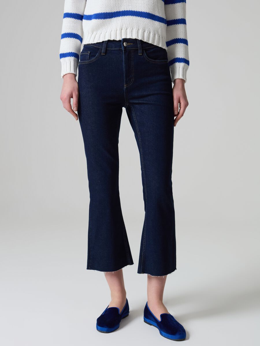 Flare-fit crop jeans with raw edging_1