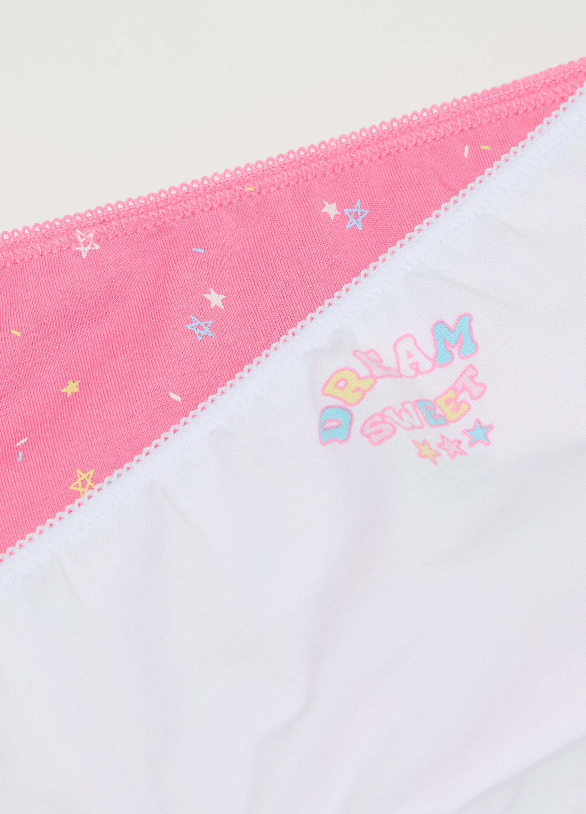 Cinque slip in cotone con stampa stelle 