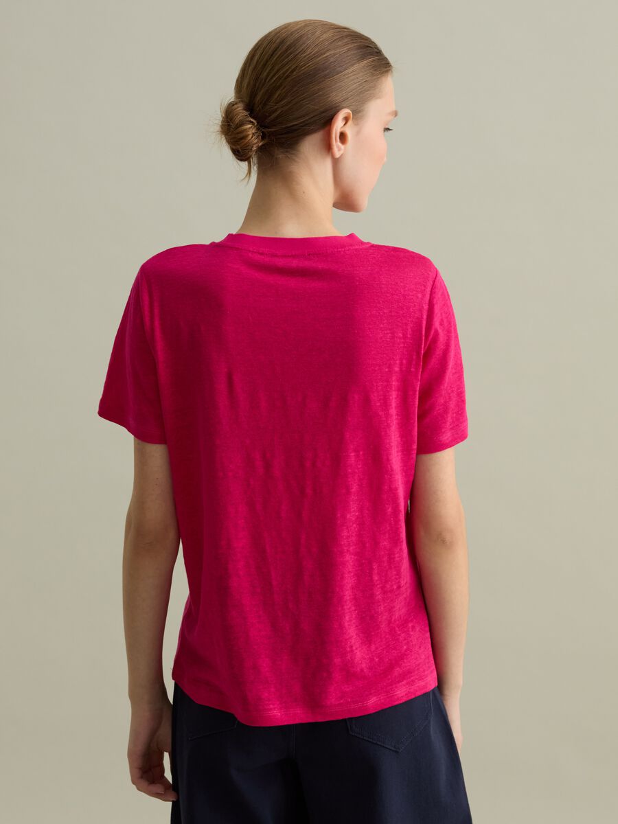 Linen T-shirt with round neck_3