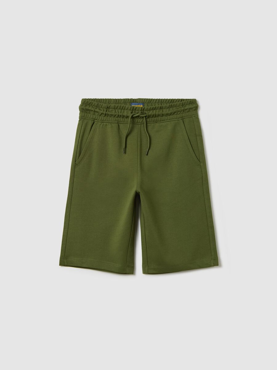 Green fleece Bermuda shorts with pockets and drawstring_3