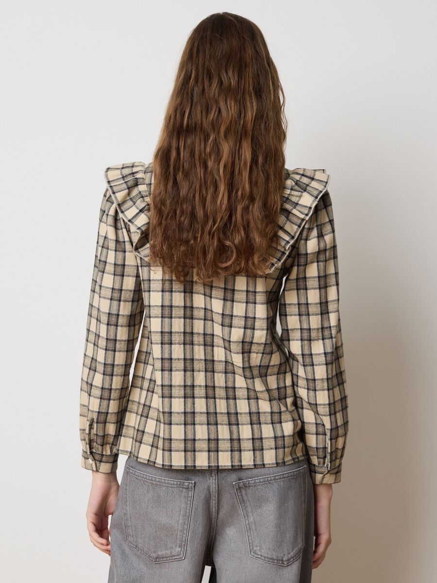 Multicolored check shirt with ruffles in pure cotton regular fit_3