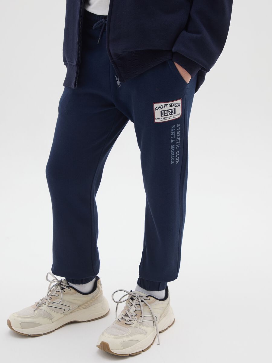 Boys' pure cotton blue jogger trousers in regular fit_2