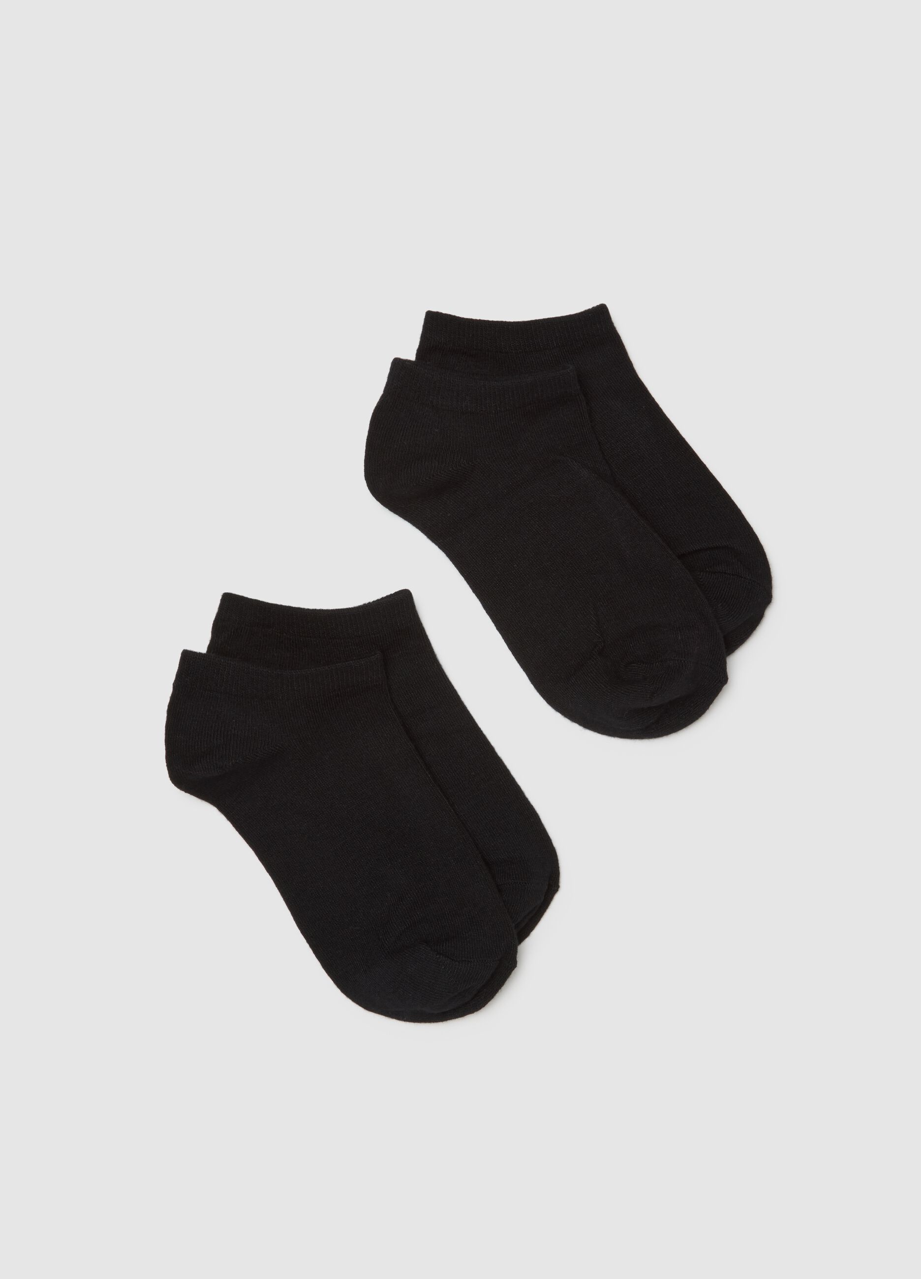 Black ankle socks