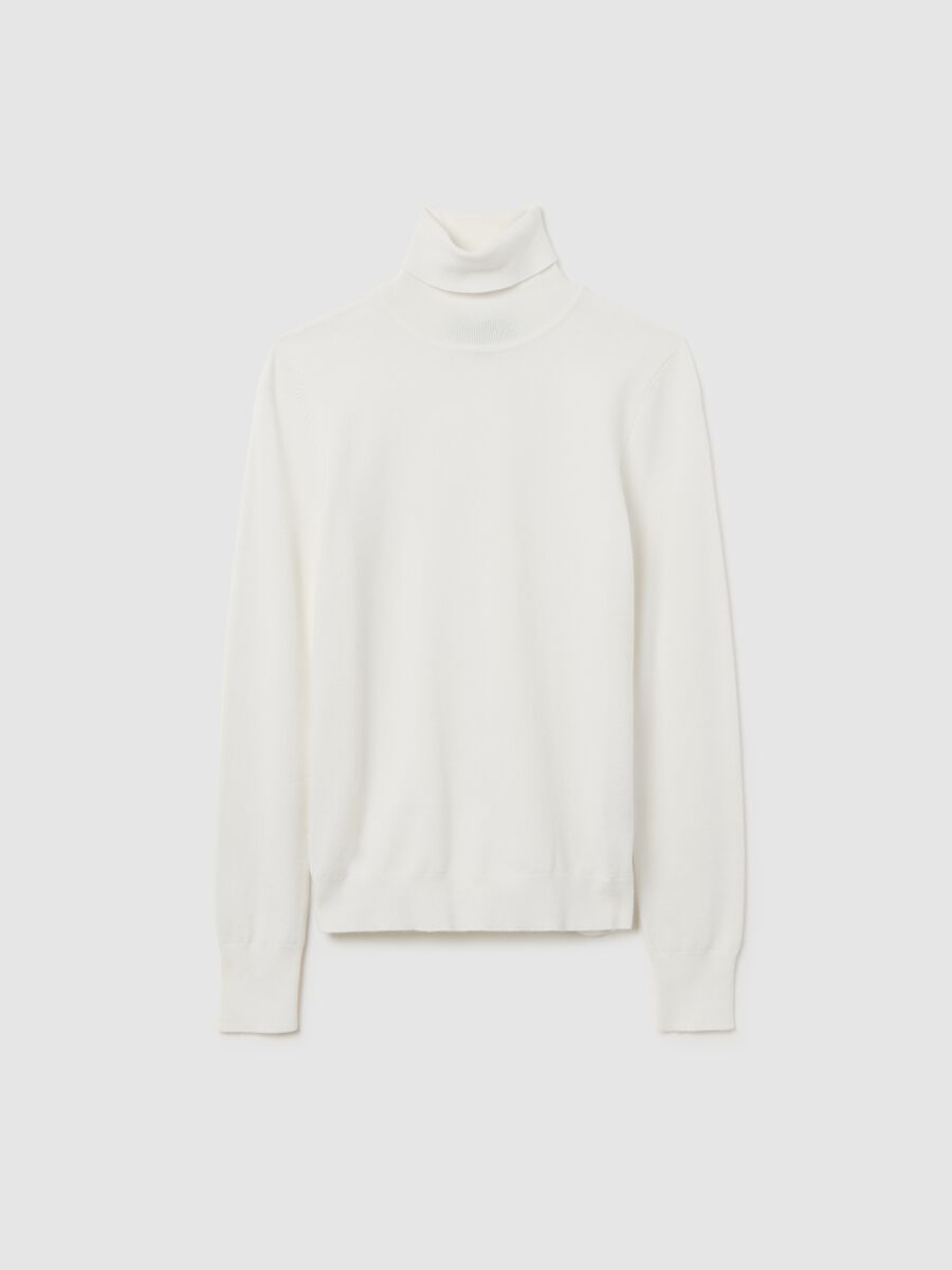 Maglione a coste bianco con collo alto regular fit_4
