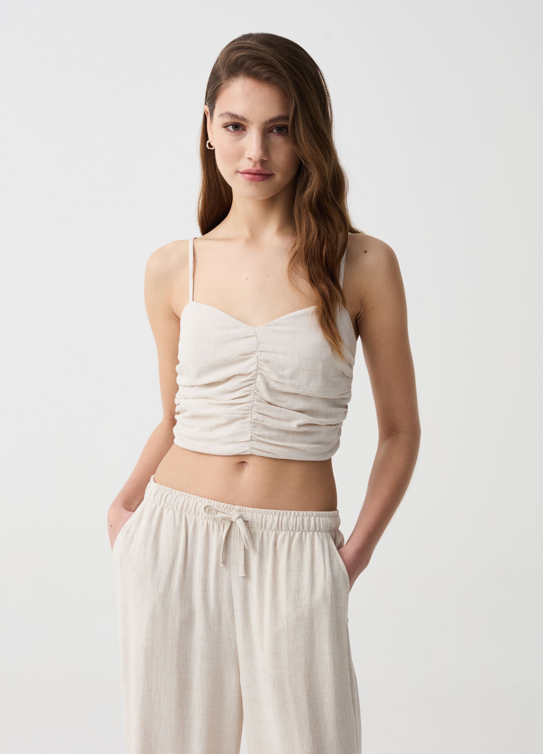 Viscose and linen crop top with gathering