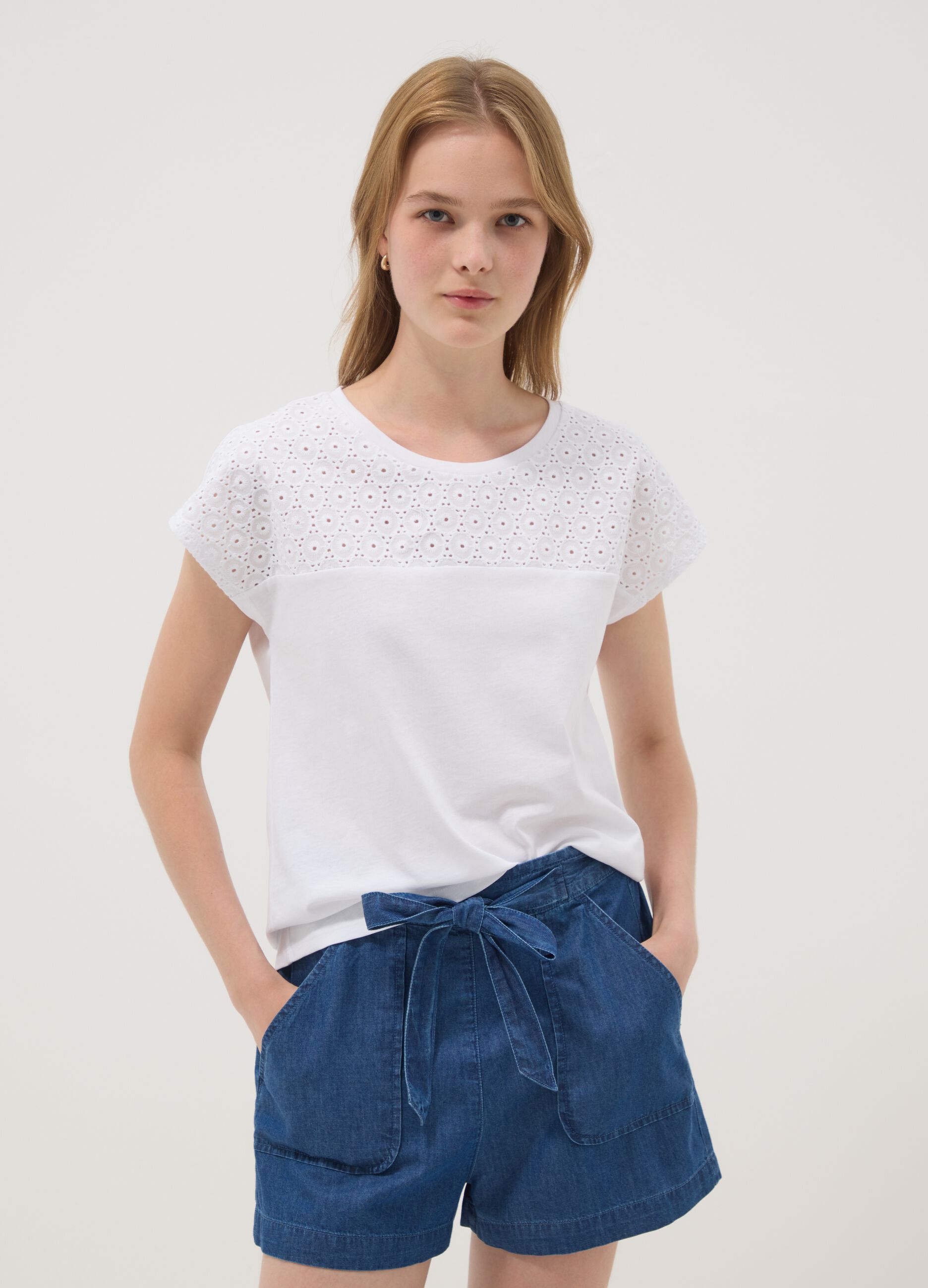 White pure cotton T-shirt with broderie anglaise detail, regular fit