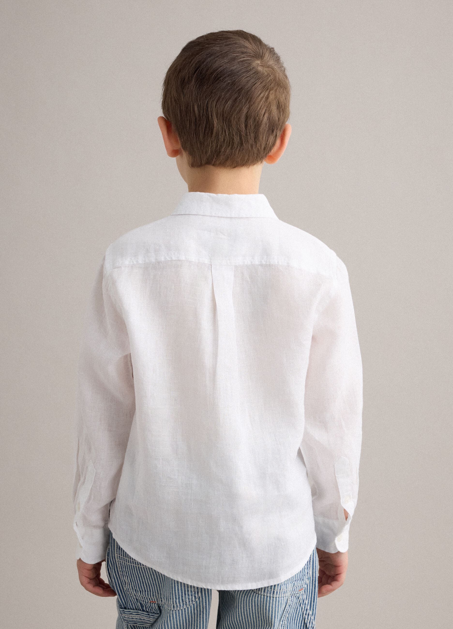 Camicia in puro lino bianca oversize fit da bambino
