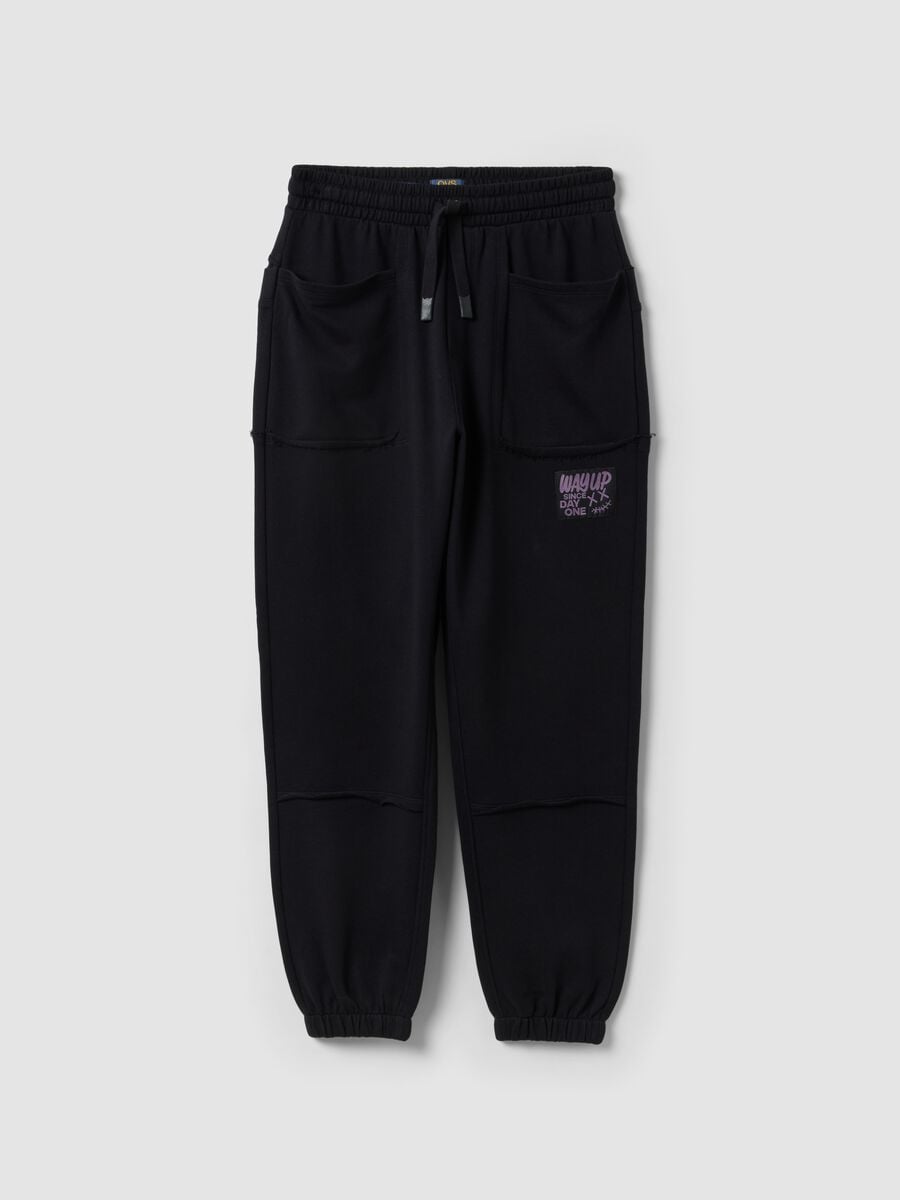 Pantaloni jogger neri in puro cotone con grafica "Way Up" per ragazzo_0