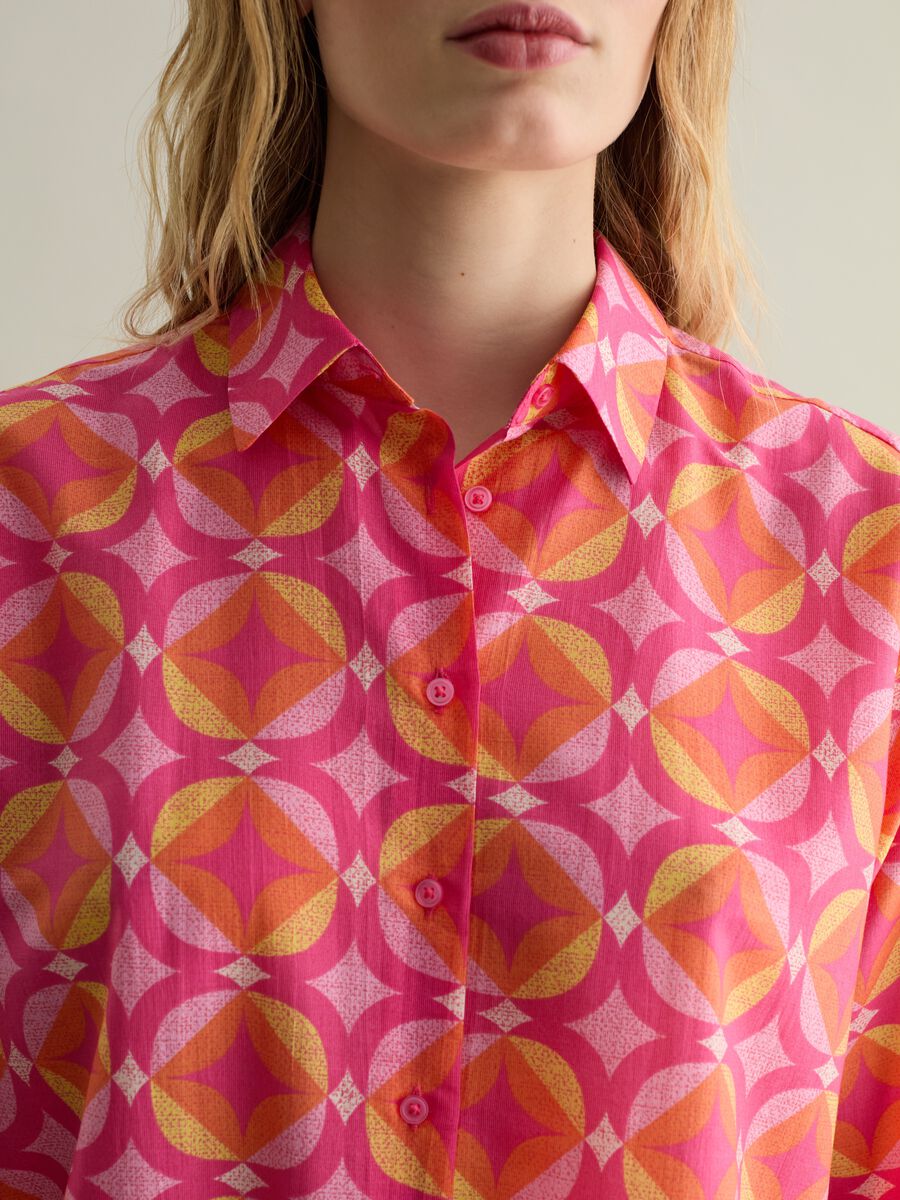 Shirt with optical pattern_3