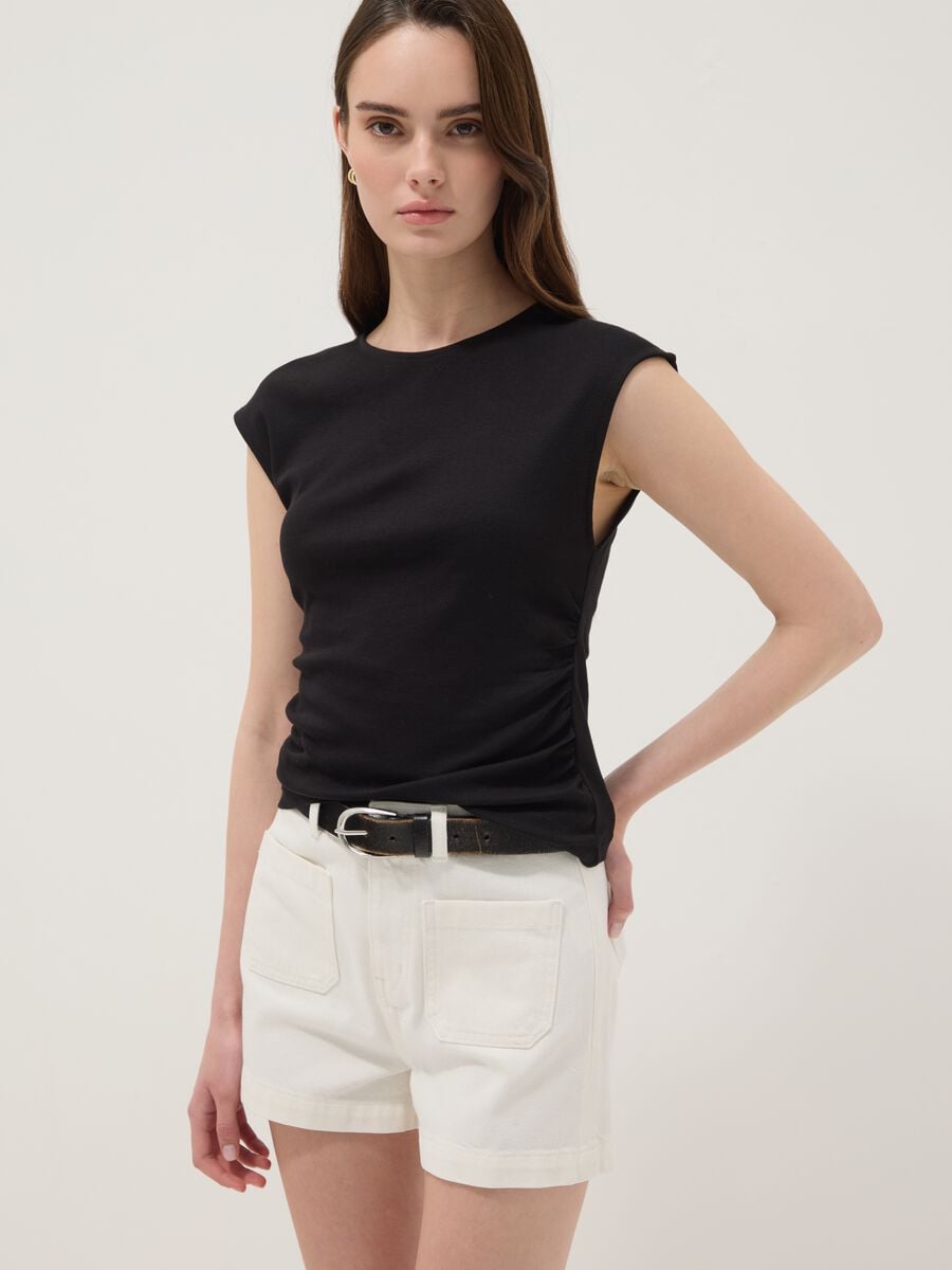 White pure cotton Bermuda shorts_0