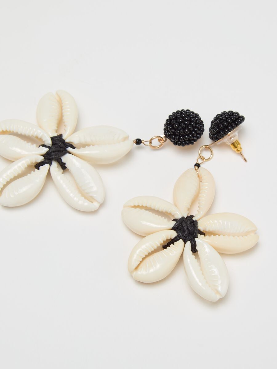 Earrings with shells pendant_2