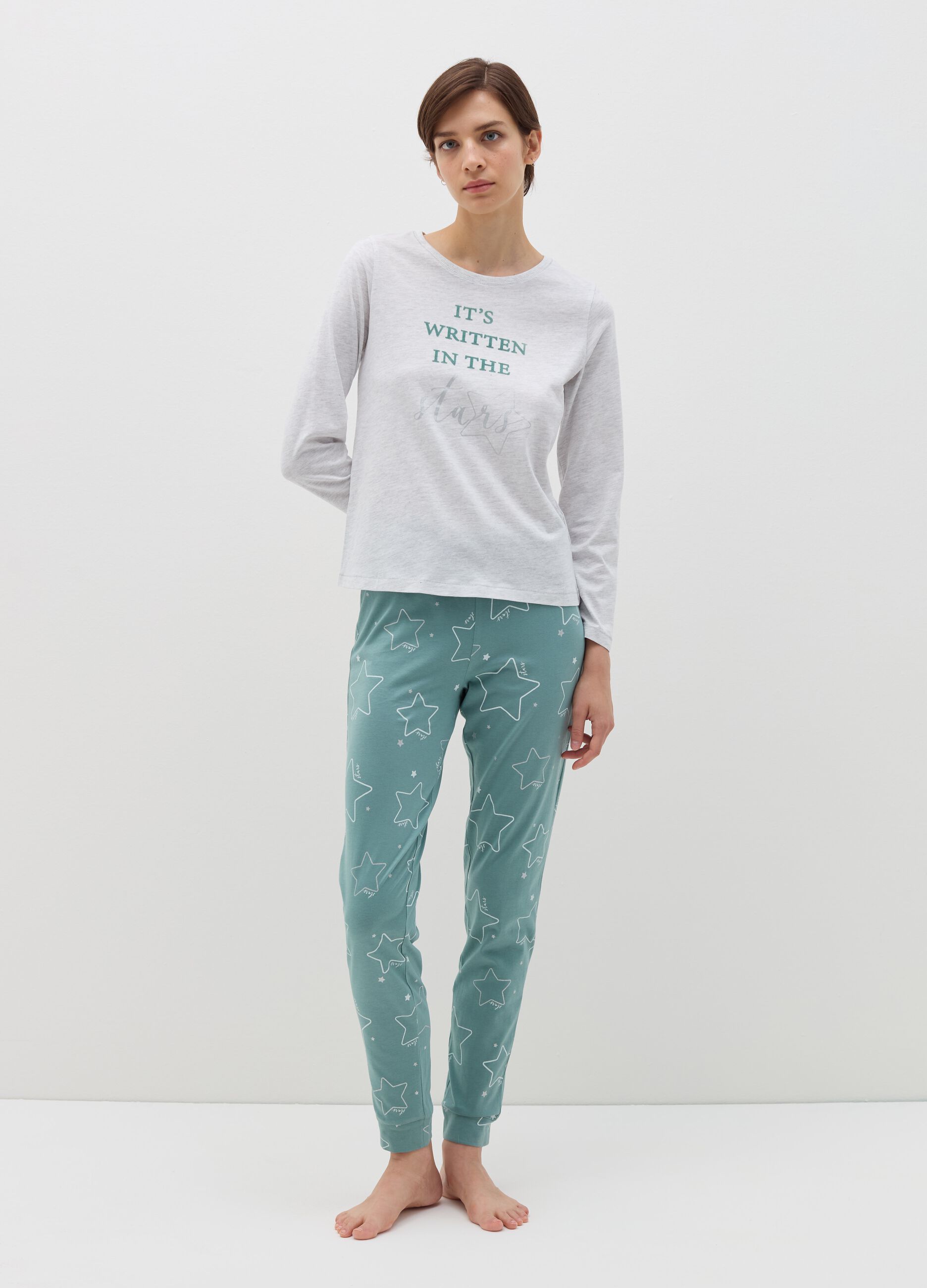 Long pyjamas with stars print