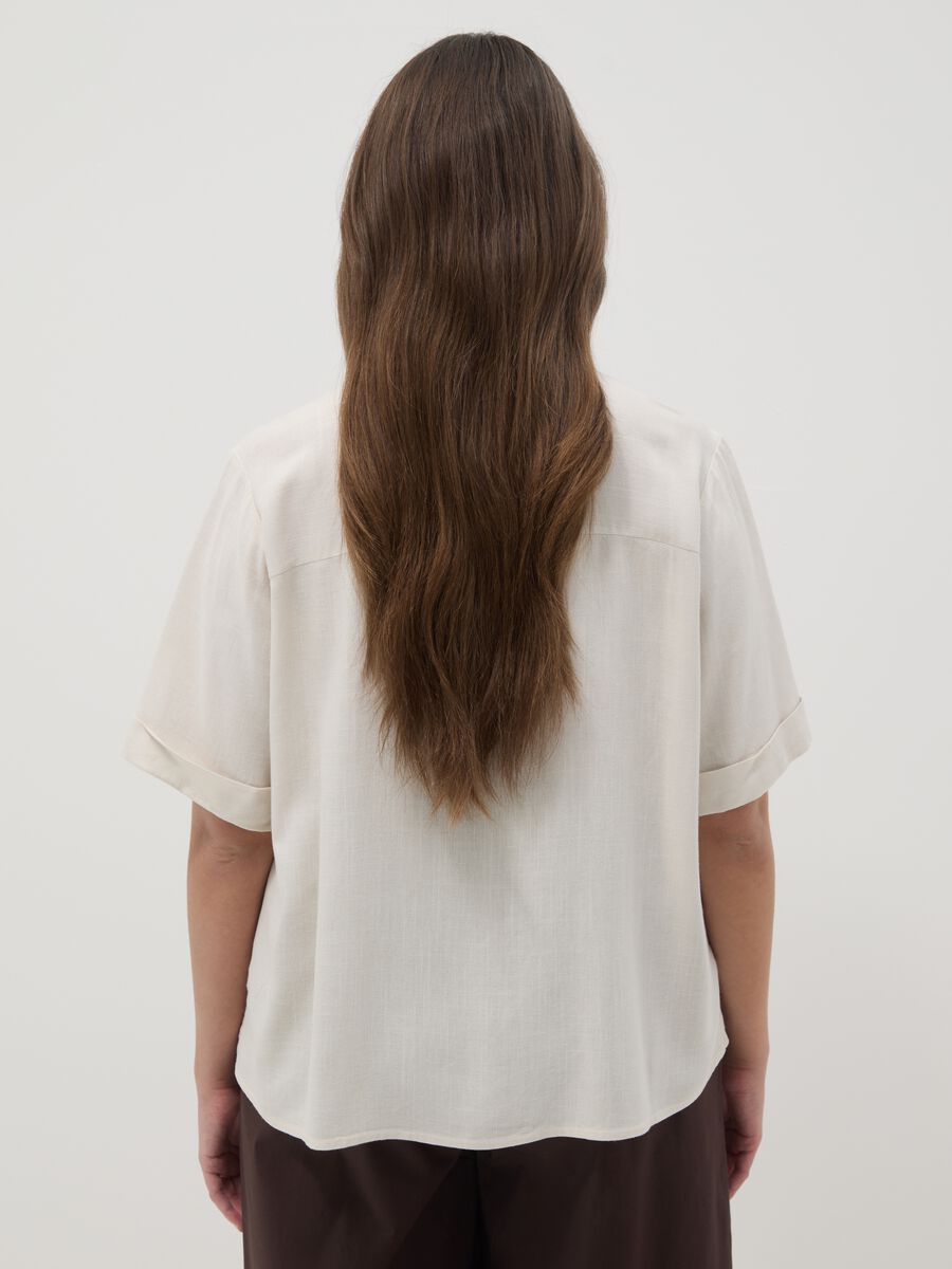 Camicia in misto viscosa e lino bianca regular fit_3