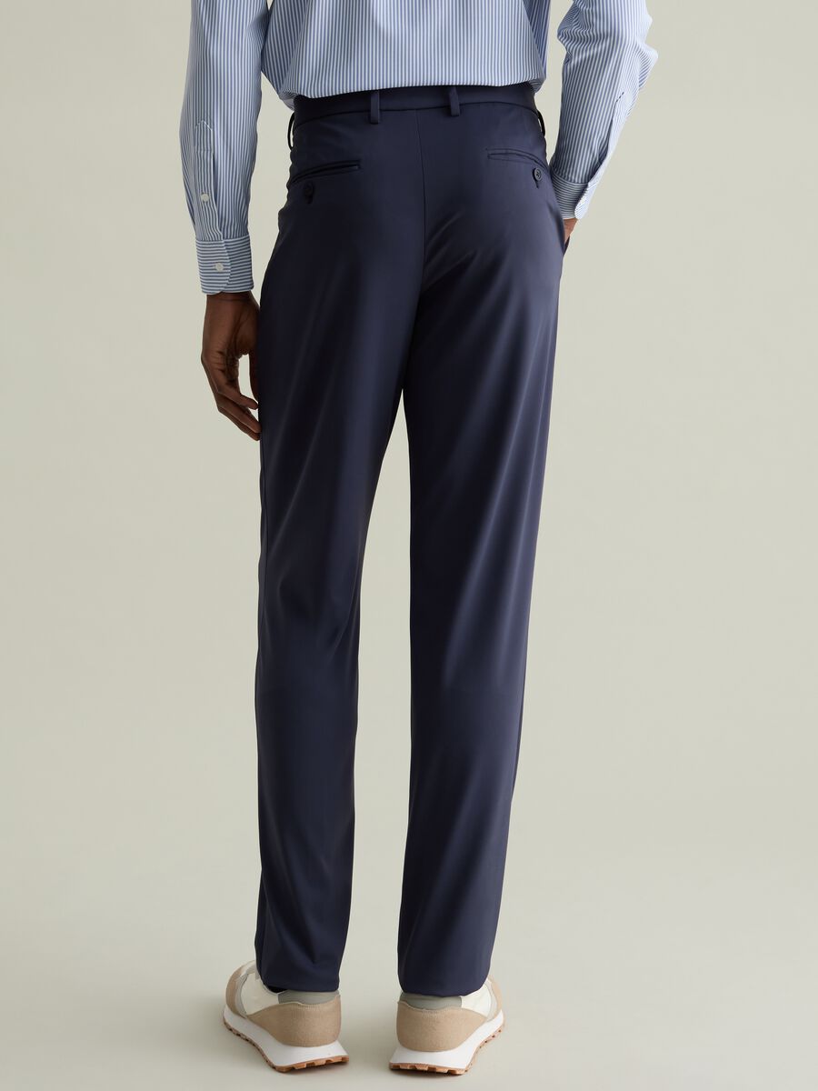 Chino trousers in technical fabric_3