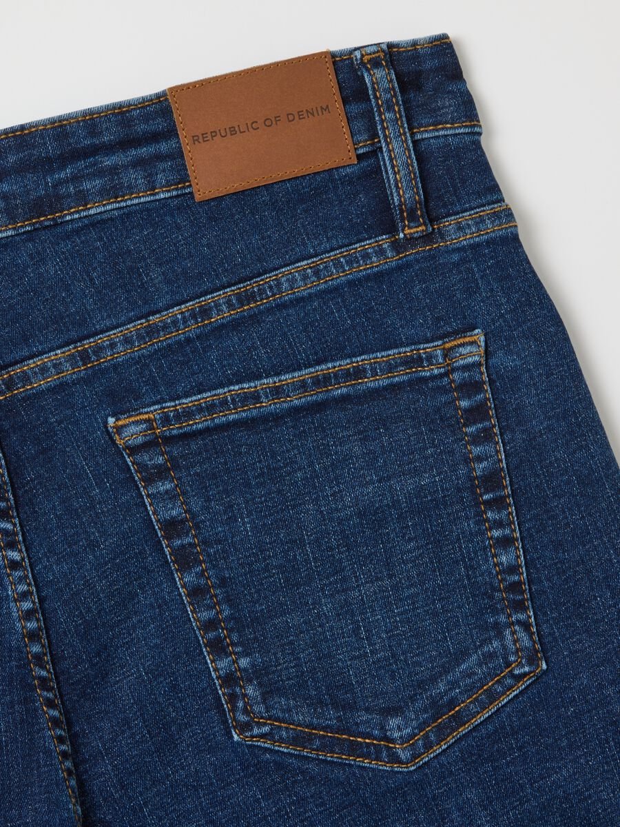 Slim fit stretch cotton blue denim jeans_1