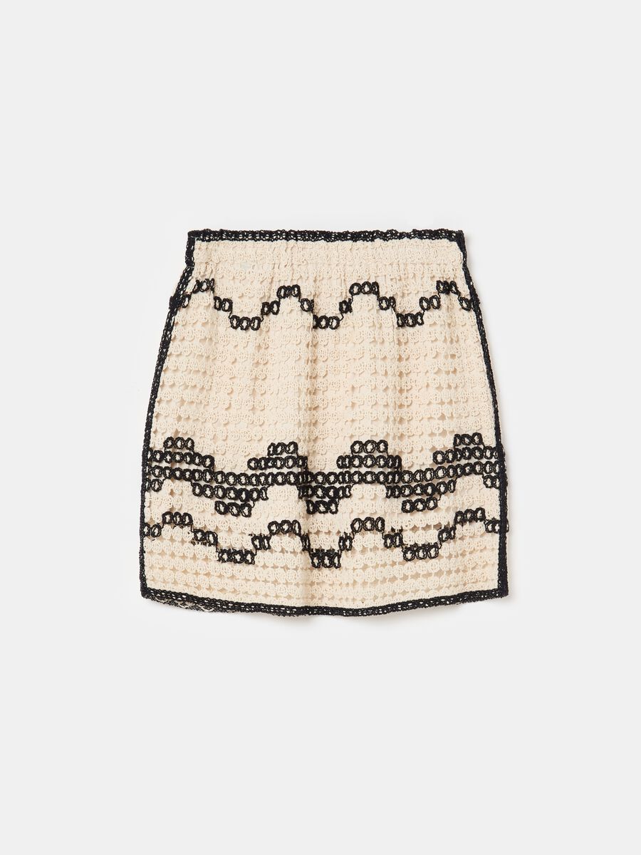 Crochet miniskirt with wavy motif_4