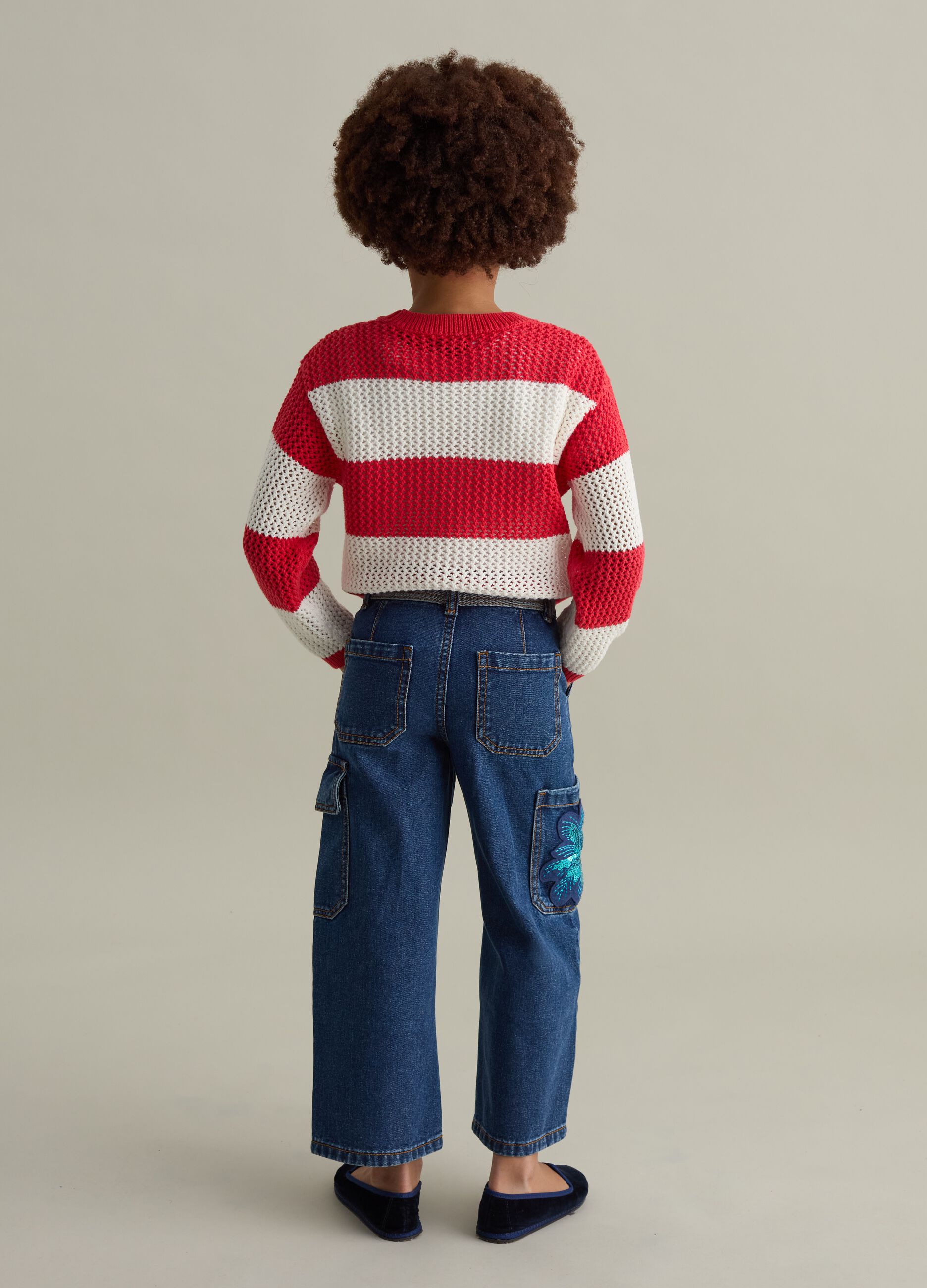 Cargo jeans with sequin flower