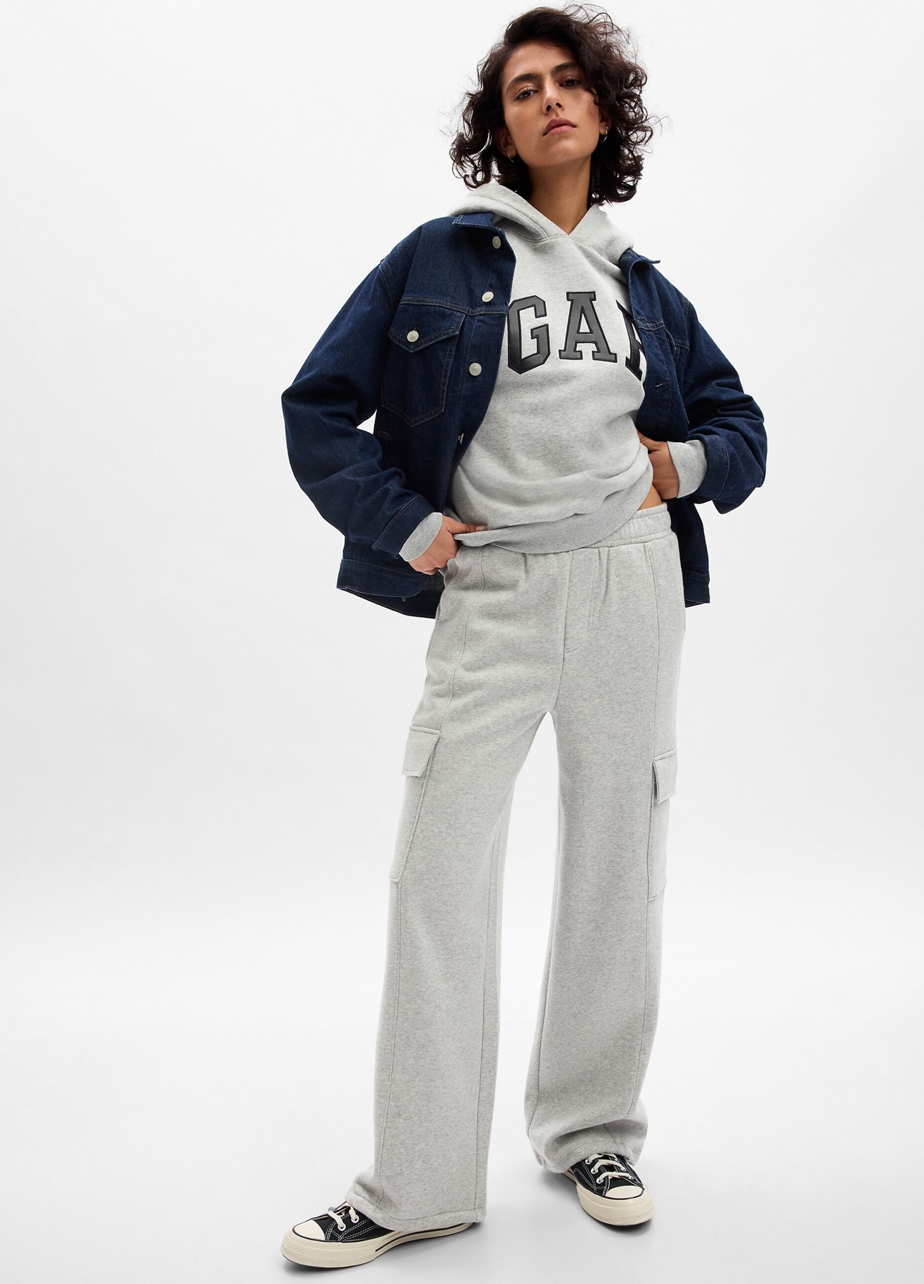 Oversized sweatshirt with hood